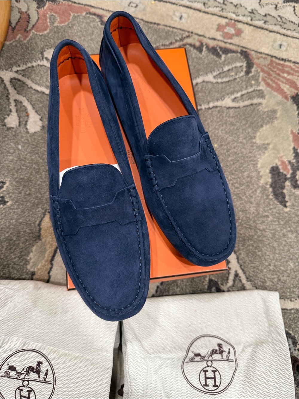 Women’s Oscar velvet moccasins